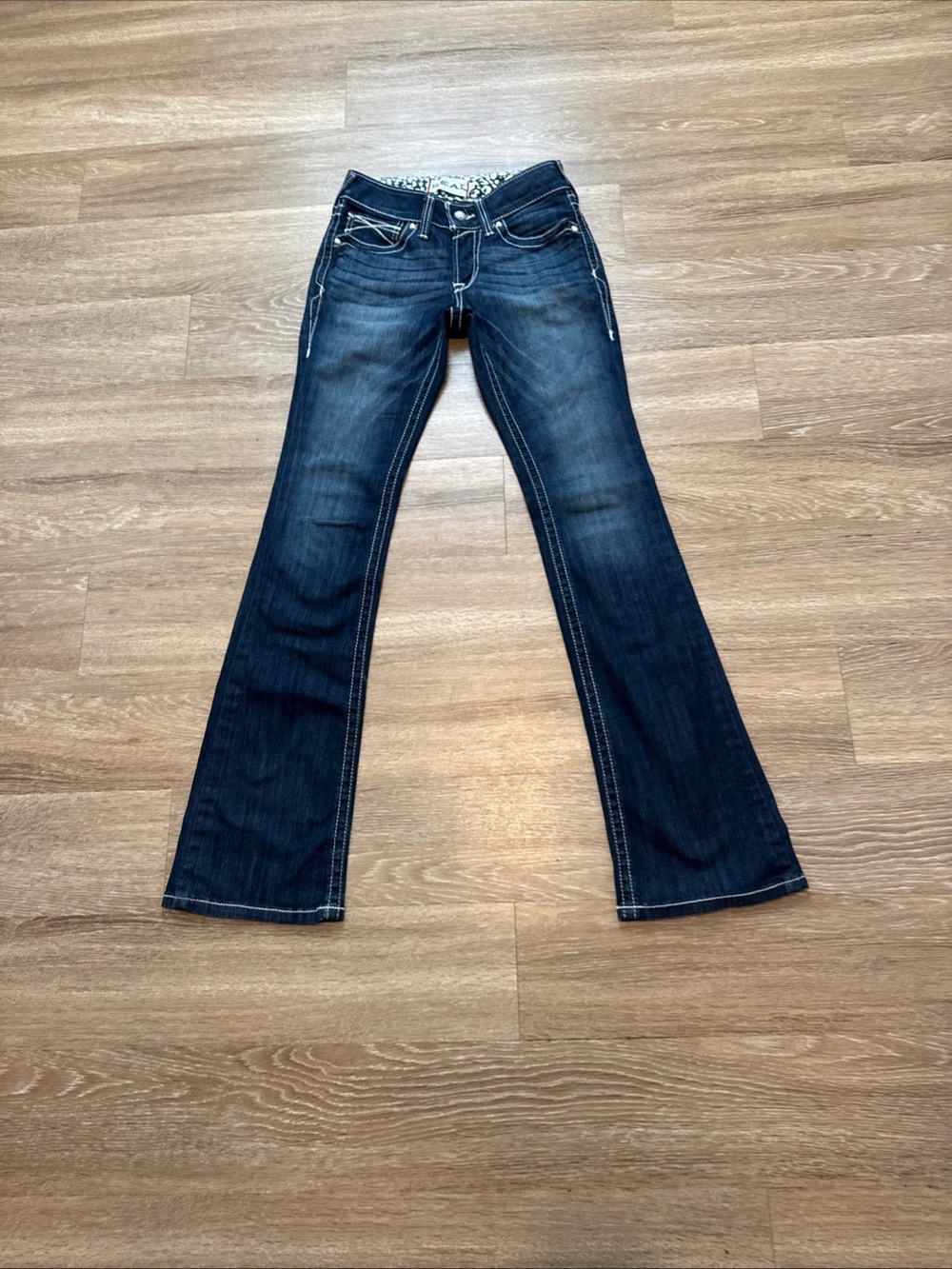 Ariat Dark Blue Flare Jeans Lowrise Bootcut with Contrast Stitching Size 27L
